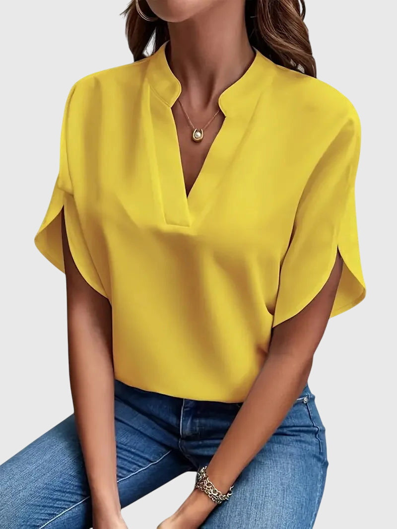 Beatrix | Camisa suave y elegante con cuello en V
